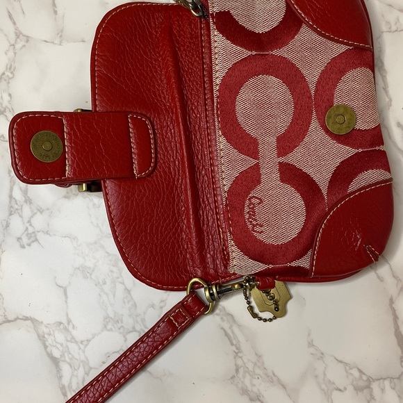 Coach (Small Red Clutch) - Picture 15 of 16